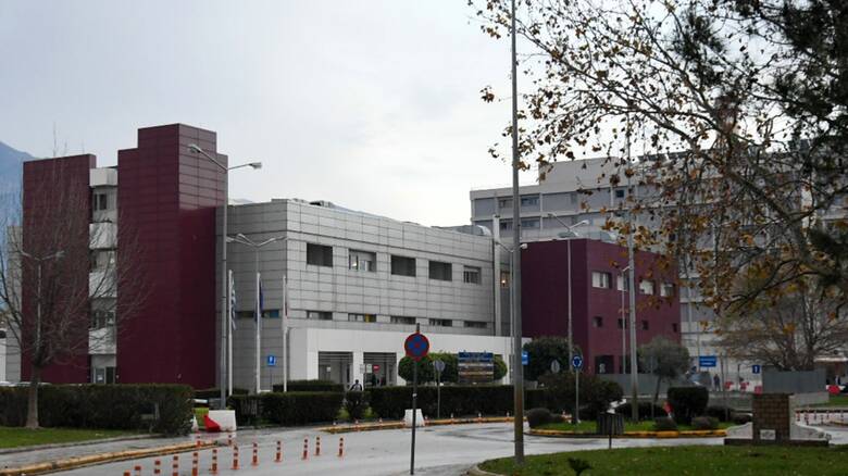 Πάτρα: Έκτακτη σύσκεψη στο "Αγ. Ανδρέας" λόγω αύξησης νοσηλειών κορονοϊού - Φόβος για έξαρση κρουσμάτων με την επιστροφή αδειούχων