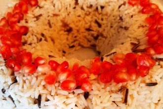 Άγριο ρύζι με κουκουνάρια