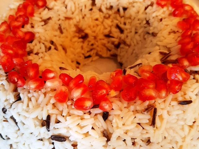 Άγριο ρύζι με κουκουνάρια