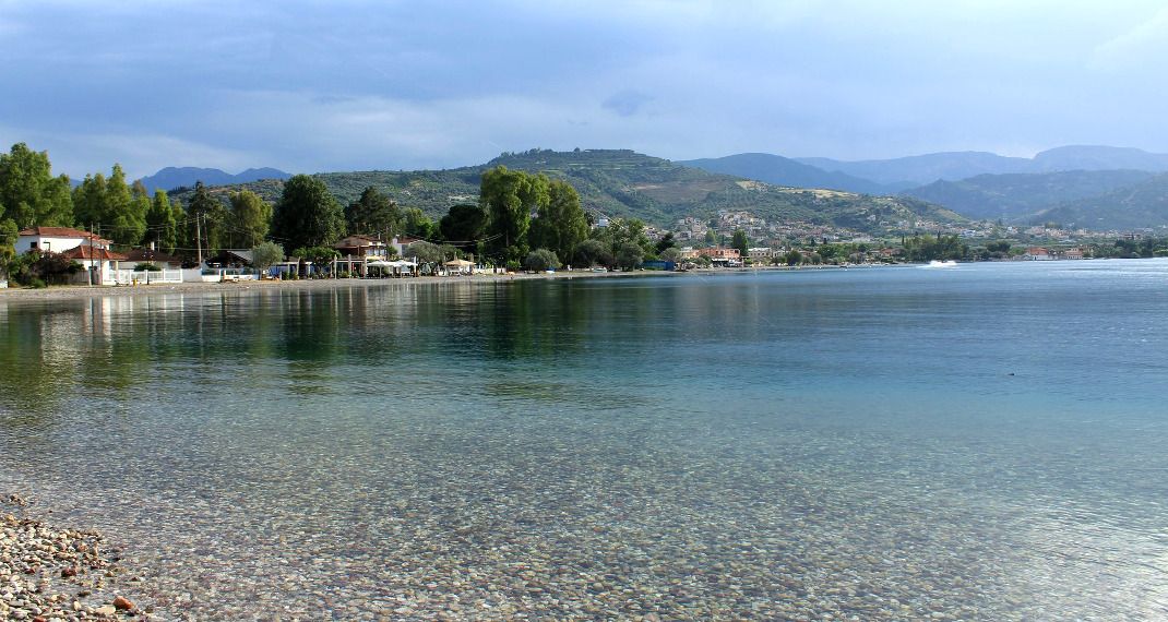 Άκολη! Τα "Hamptons" της Αχαΐας - ΒΙΝΤΕΟ