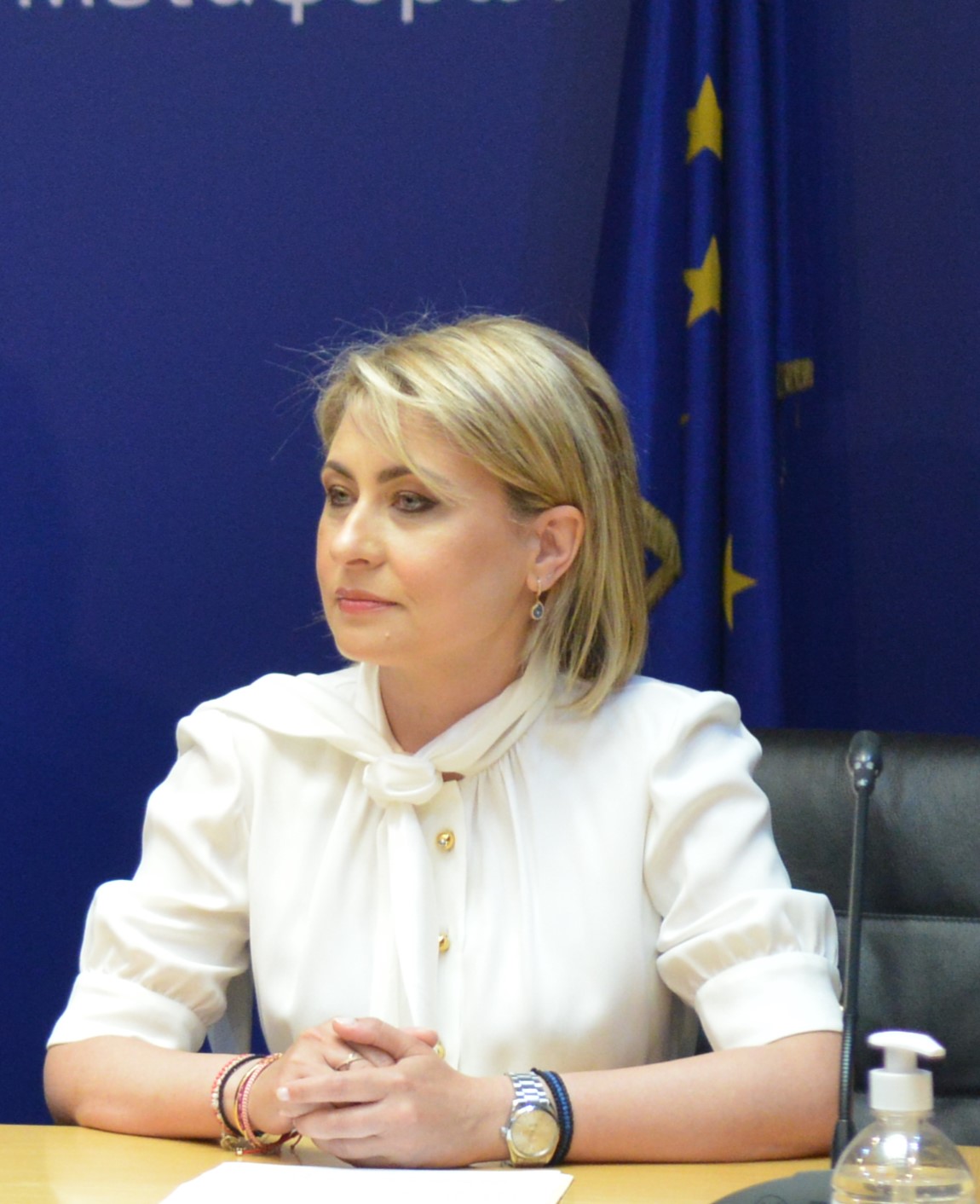 Χρ. Αλεξοπούλου: Η Νανά Δούκα θα μείνει στη μνήμη μας για την απαράμιλλη αρχοντιά της, το ήθος και την ευπρέπεια μιας δυναμικής γυναίκας