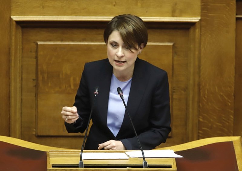 Μια κυβέρνηση που δεν μας θέλει ουραγούς!