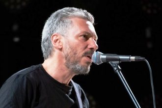 Ο Αλκίνοος Ιωαννίδης το Σάββατο 3 Αυγούστου στο Παλιό λιμάνι Αιγίου