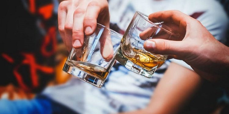 Πύργος: Ανήλικος μεταφέρθηκε λιπόθυμος στο νοσοκομείο από κατανάλωση αλκοόλ