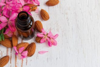 Αμυγδαλέλαιο: Τι μπορεί να κάνει για εμάς