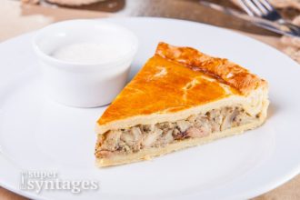 Αλμυρή τάρτα με κοτόπουλο και μανιτάρια