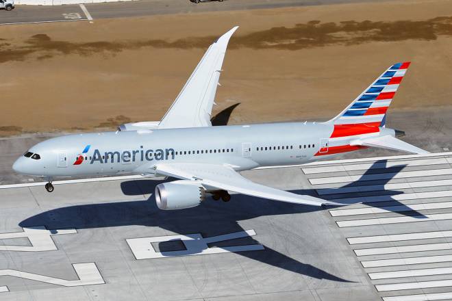 Η American Airlines καθήλωσε όλα τα αεροπλάνα της λόγω «τεχνικού προβλήματος» - Ταλαιπωρία για εκατομμύρια επιβάτες