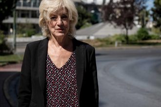 Τα ιδιαίτερα "χρόνια πολλά" της Σίας Αναγνωστοπούλου