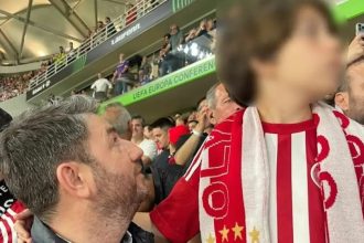 Νίκος Ανδρουλάκης: «Ο γιος έγινε Ολυμπιακός από τη μαμά»