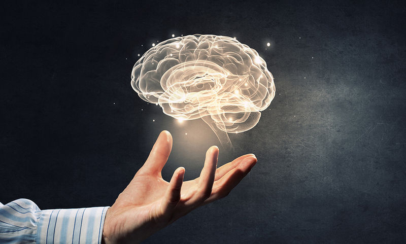 Οι πολλές χρόνιες παθήσεις στη μέση ηλικία αυξάνουν τον κίνδυνο για άνοια