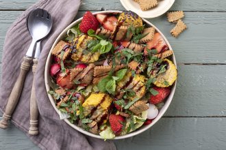 Η τέλεια συνταγή για ανοιξιάτικη σαλάτα