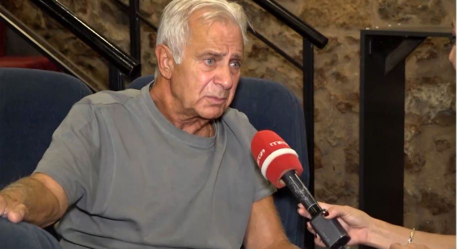 Αλέξανδρος Αντωνόπουλος: Δεν υπάρχουν όρια στη σάτιρα