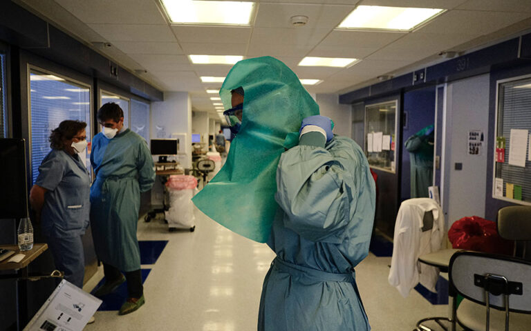 Κορονοϊός: 18.834 νέα κρούσματα - Τριψήφιος αριθμός νεκρών - Πτωτικά κινείται η Αχαΐα