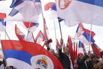 Οι Σέρβοι βουλευτές της Βοσνίας προσπαθούν να μπλοκάρουν τους κρατικούς θεσμούς και την ένταξη στην ΕΕ
