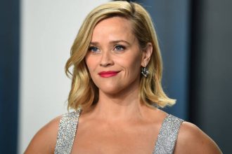 Το μυστικό της Ρις Γουίδερσπουν για νεανική επιδερμίδα