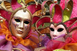 Πάτρα: Ο χορός της...γραβάτας των Δικηγόρων!