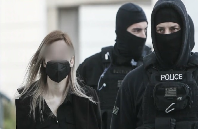 Υπόθεση Πάτρας: Σε εξέλιξη η εισαγγελική έρευνα για τον λογαριασμό που ανέβασε παράνομα τις φωτογραφίες μέσα από τη δικαστική αίθουσα