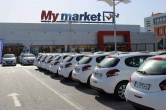 Γιατί γέμισε με Peugeot το My Market;