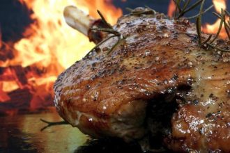 Αρνάκι στο φούρνο, με μαμαδίστικη συνταγή