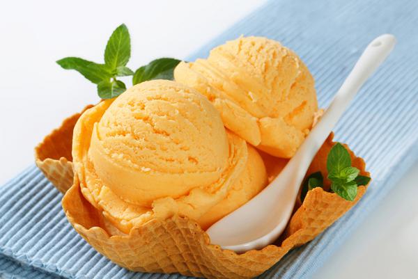 Σπιτικό παγωτό πορτοκάλι με 2 υλικά!