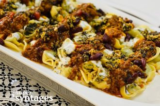 Ashak: Ραβιόλια με πράσα, σάλτσα από αρνί και φασόλια