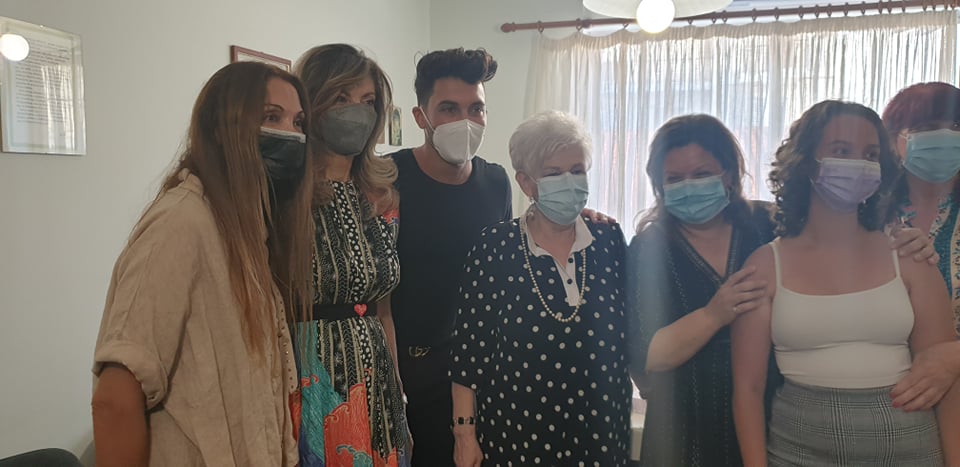 Ιδιαίτερα συγκινητική στιγμή για τη "Φλόγα", η προσφορά του Γιώργου Ασημακόπουλου