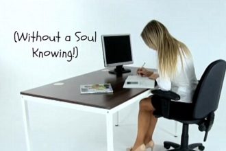 Οι 10 συμβουλές για να μην χάνεις τη φόρμα σου στο γραφείο