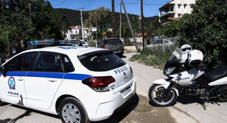 Αχαΐα: "Σούφρωσαν" χρήματα από οδηγό