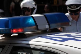 Βόλος: Aλλοδαποί λήστεψαν με την απειλή σπασμένου μπουκαλιού δυο ηλικιωμένα αδέλφια