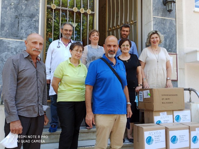 Διανομή υγειονομικού υλικού στο Άσυλο Ανιάτων από την Περιφέρεια
