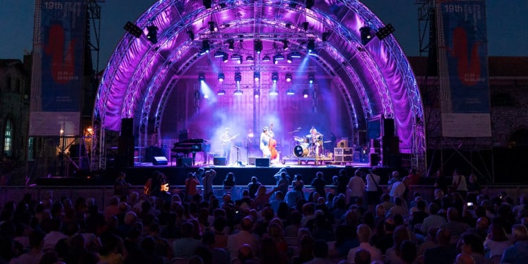 Αναβλήθηκε για το 2021 το φετινό Athens Technopolis Jazz Festival