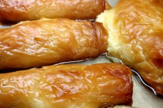 Ατομικά ρολάκια κρούστας με κρέμα