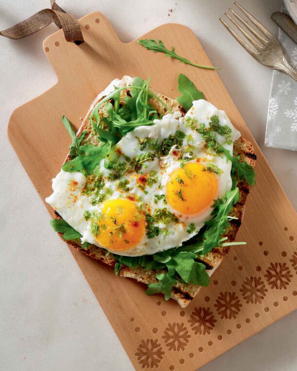 Αυγά τηγανητά με μυρώνια