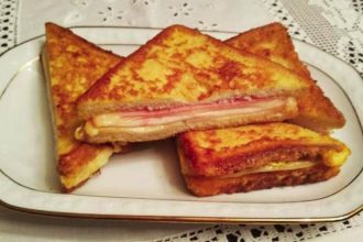 Αυγόφετες γεμιστές με αλλαντικά και τυρί