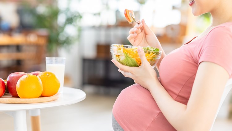 Εγκυμοσύνη: Πρέπει να τρώω για δύο;