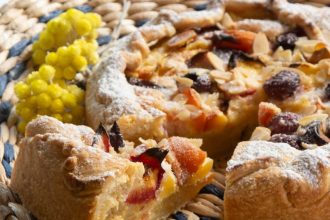 Τάρτα με φρέσκα καλοκαιρινά φρούτα