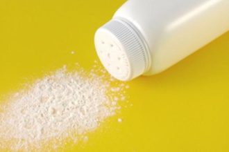 Πέντε άγνωστες χρήσεις της παιδικής πούδρας