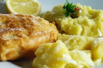 Αγιορείτικη συνταγή για την 25η Μαρτίου: Μπακαλιάρος σκορδαλιά από τον π. Νικήτα