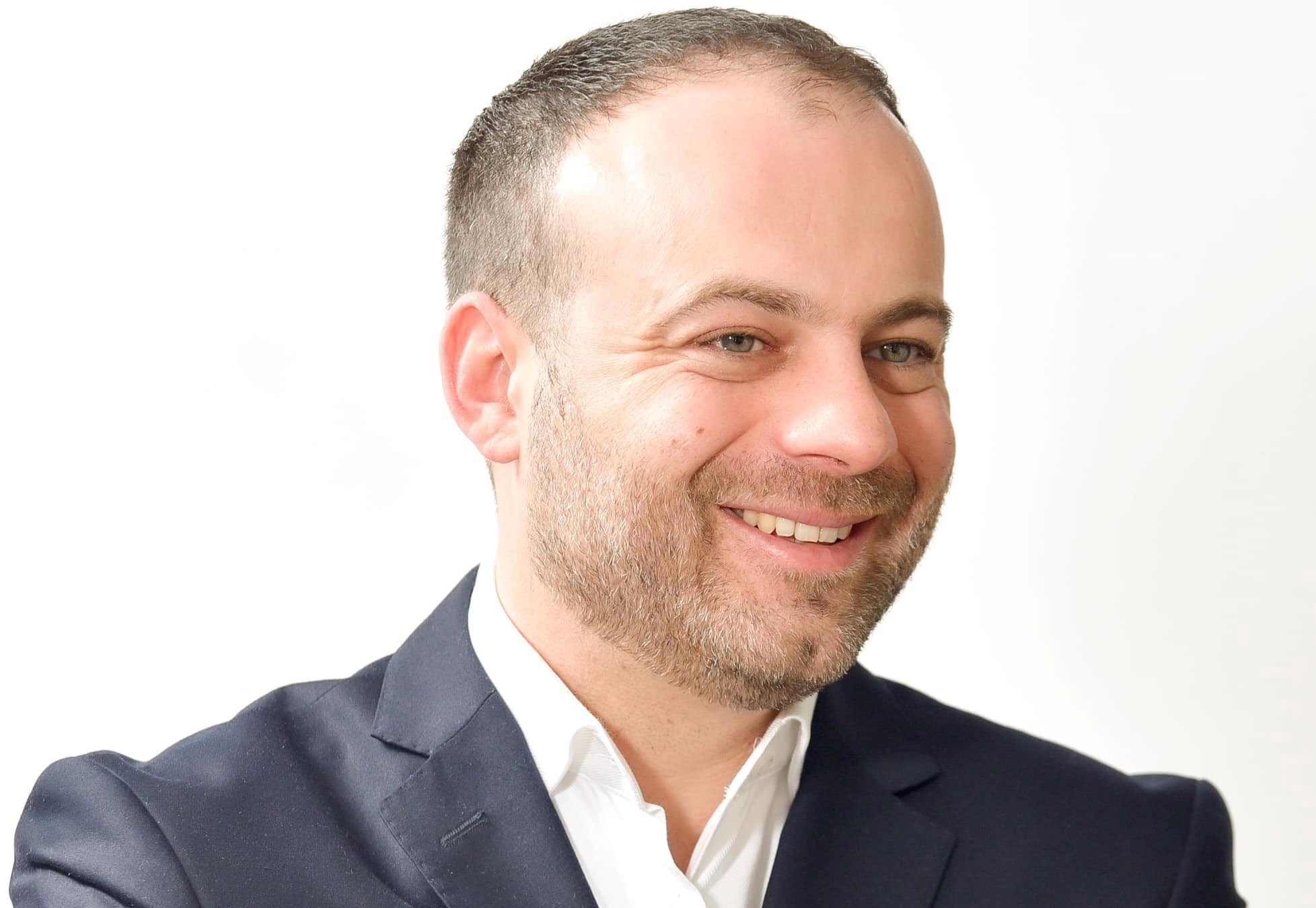 Ασταθώς, άτολμα, όπισθεν, πάμε και όπου βγει!