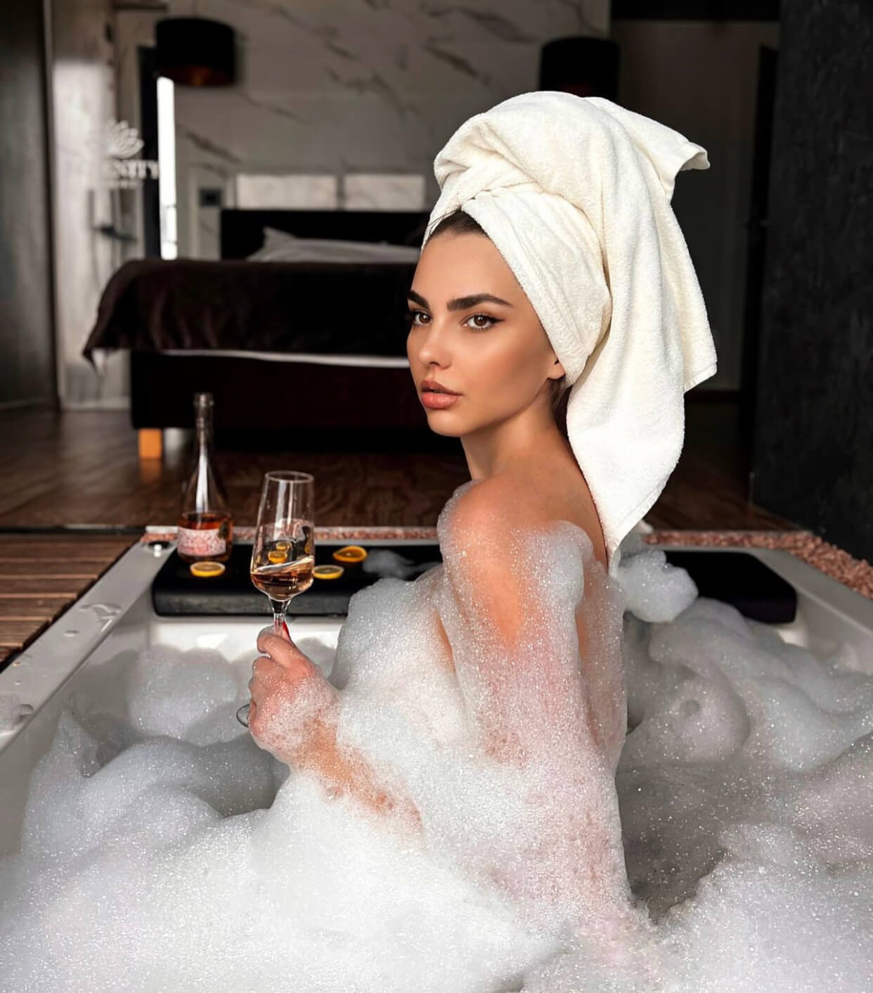 Το bathleisure είναι η νέα μας εμμονή! Αλλά τι ακριβώς είναι;