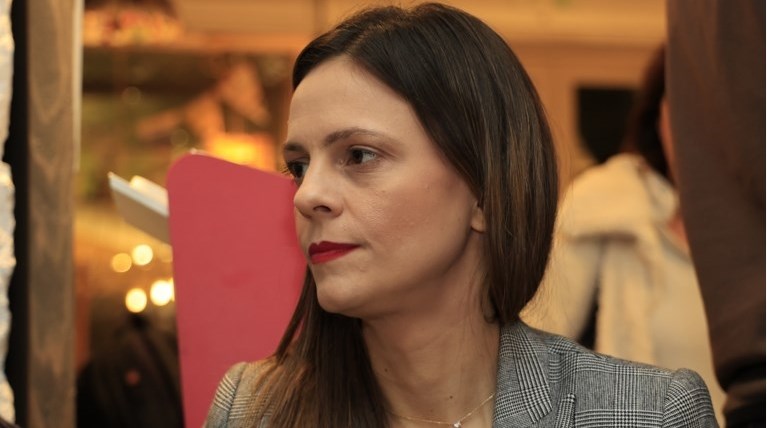 Έφη Αχτσιόγλου: To «ευχαριστώ» σε γιατρούς και νοσηλευτές