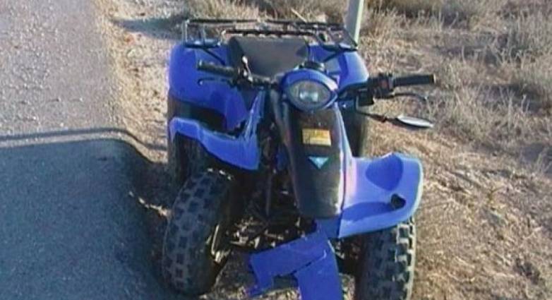 Δίκυκλο συγκρούστηκε με "γουρούνα" - Δύο τραυματίες