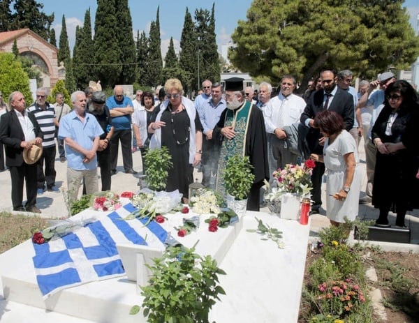 Οι Παπανδρεϊκοί ετοιμάζουν μνημόσυνο για τον Ανδρέα