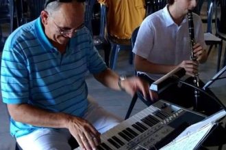 Μουσική υπερπαραγωγή στις “Εκκλησιάζουσες” του ΕΙΡΜΟΥ!