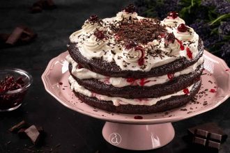 Μπλακ Φόρεστ - Η αξεπέραστη τούρτα του «σκοτεινού δάσους» και η συνταγή για παστάκια