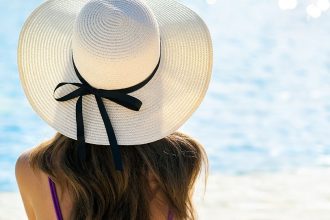 Τα κόλπα για υγιές δέρμα και όμορφα μαλλιά το καλοκαίρι