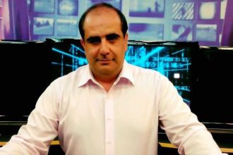 Πώς τα «μπλοκάκια» μπορούν να φορολογηθούν με την κλίμακα των μισθωτών και να «σώσουν» το αφορολόγητο