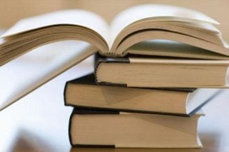 Φιλόλογος παραδίδει ιδιαίτερα μαθήματα