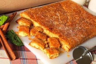 Μοναστηριακή συνταγή για γλυκιά μπουγάτσα με τυριά