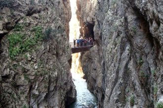 Αχαΐα: Στον "αέρα" το πέρασμα από το Φαράγγι Βουραϊκού